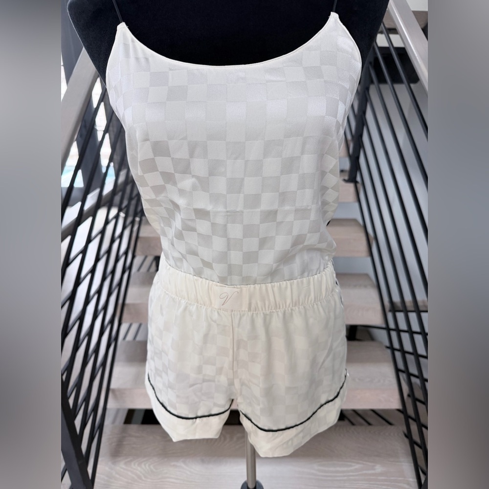 New Victoria Secrer Cream Sleepwear Loungewear Checkered Cami Set size XS - Picture 5 of 9